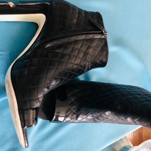 Chanel booties - Picture 4 of 6